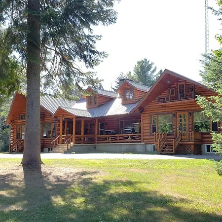 Pourvoirie Du Lac Blanc Saint-Alexis-des-Monts Exterior photo